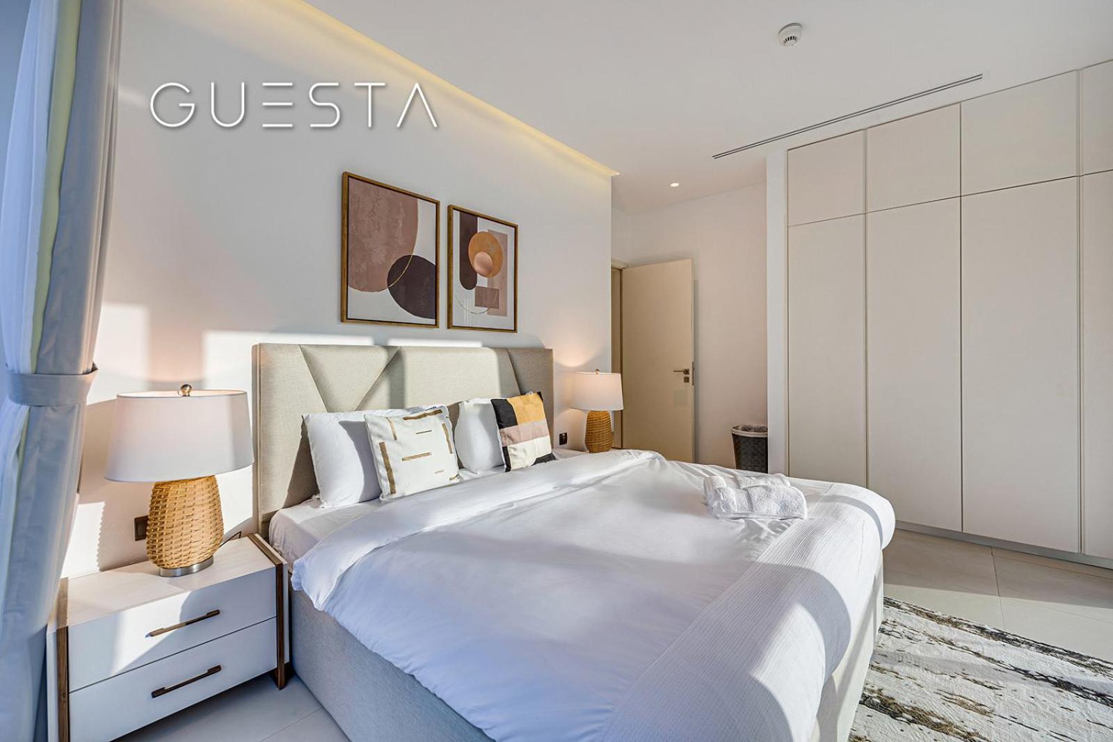 West Avenue Tower, Marina *