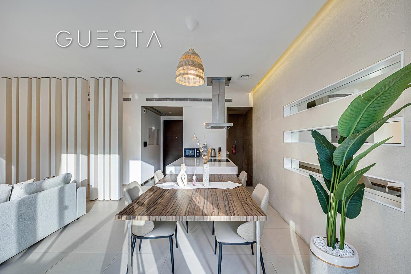 West Avenue Tower, Marina *
