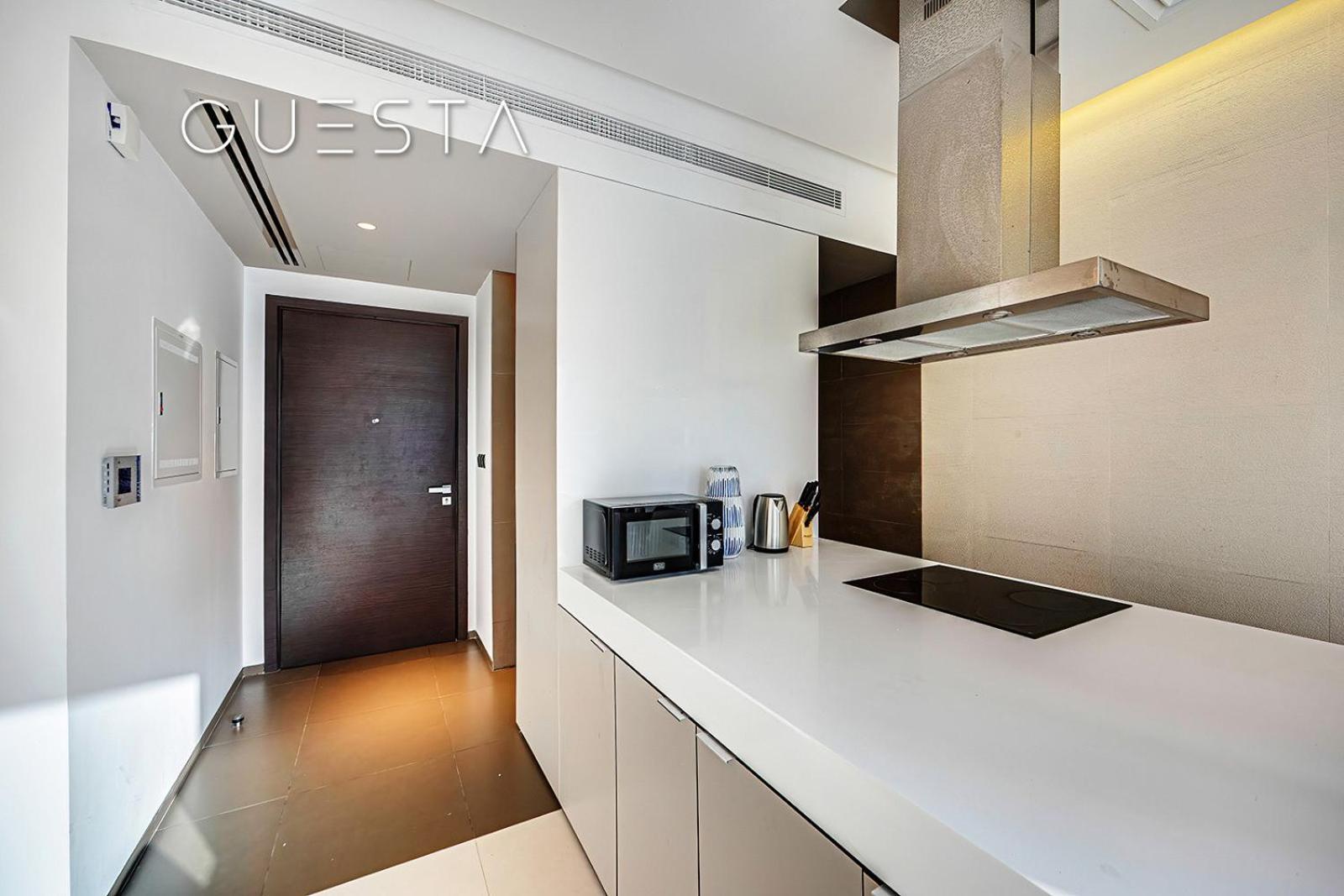 West Avenue Tower, Marina Apartment Dubai